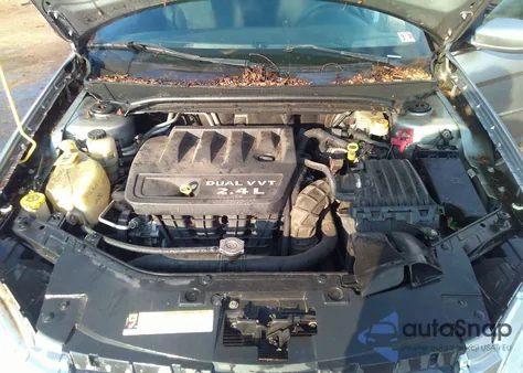 2013 Chrysler 200 Touring from USA, damaged, VIN 1C3CCBBBXDN715024